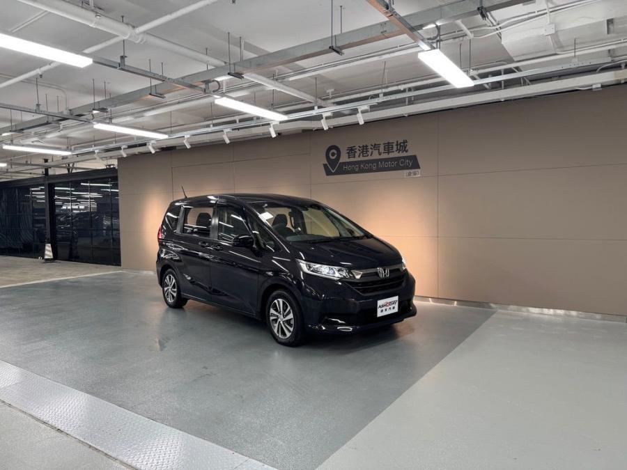 HONDA 本田 Freed Hybrid GB7 Blackstyle 6座